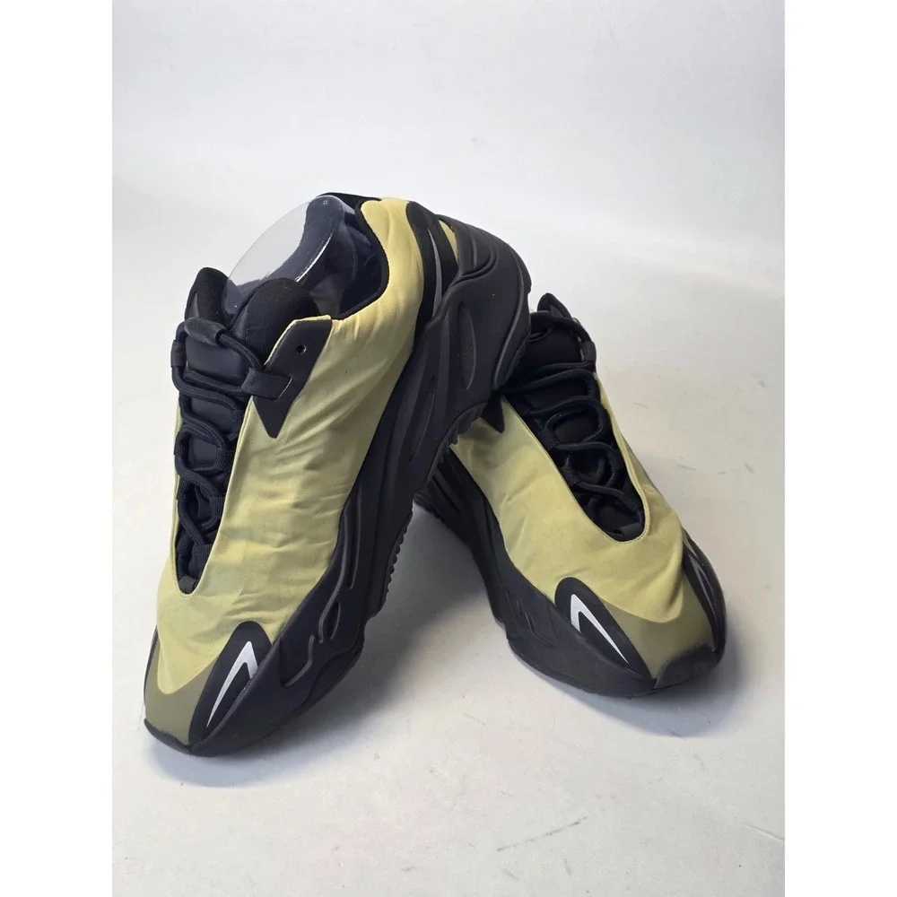 Adidas Yeezy 700‎ MNVN Men's Sneakers Size 8 Green Black Resin Boost Shoes